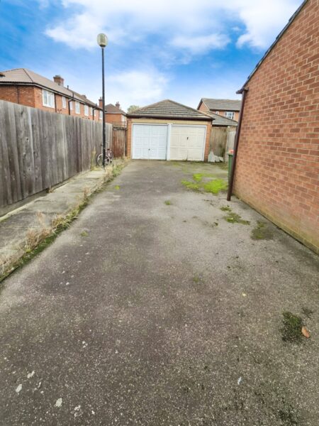 2 Bed Terraced house NUTMEG CLOSE E16 4PG £410,000
