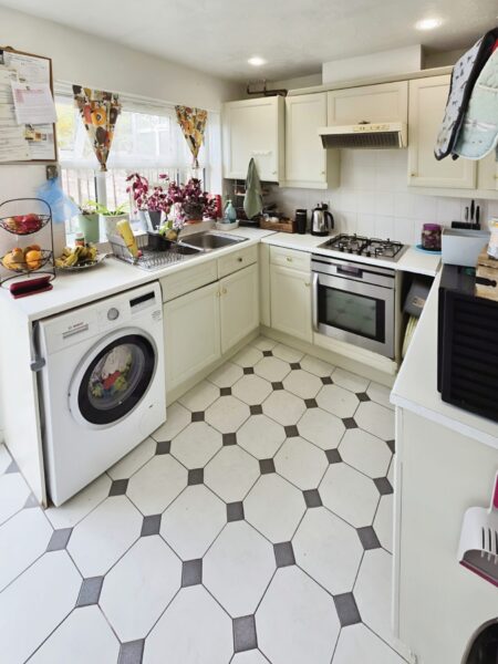 2 Bed Terraced house NUTMEG CLOSE E16 4PG £410,000