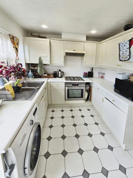 2 Bed Terraced house NUTMEG CLOSE E16 4PG £410,000