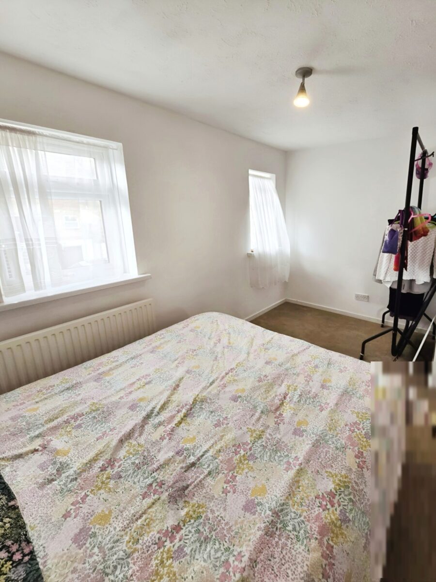 2 Bed Terraced house NUTMEG CLOSE E16 4PG £410,000