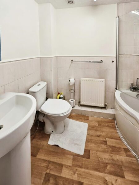 2 Bed Terraced house NUTMEG CLOSE E16 4PG £410,000