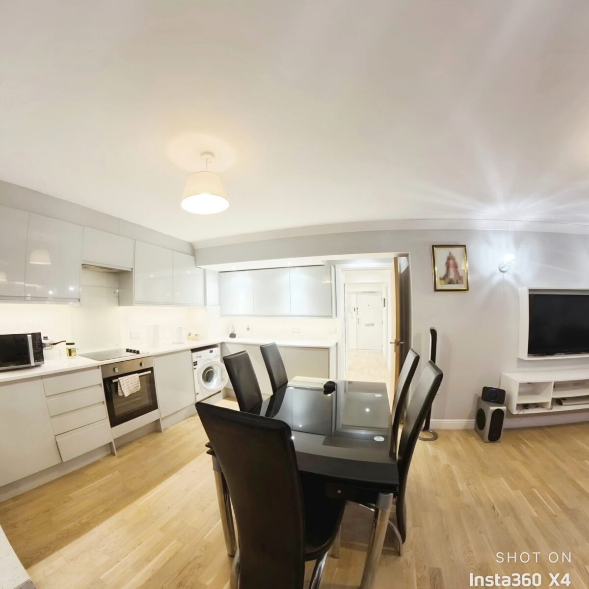 2 Bed Flat FOR SALE Blenheim Court