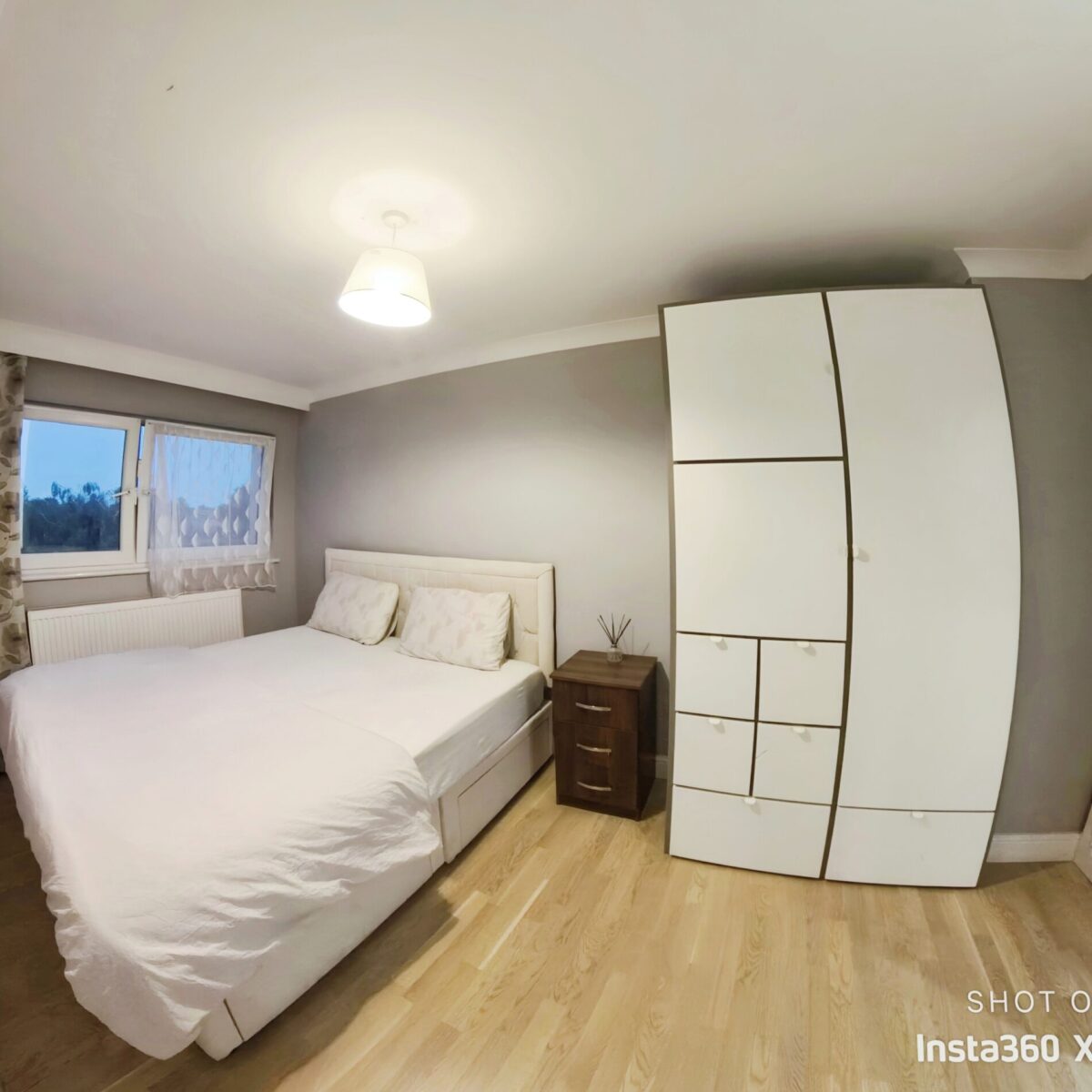 2 Bed Flat FOR SALE Blenheim Court