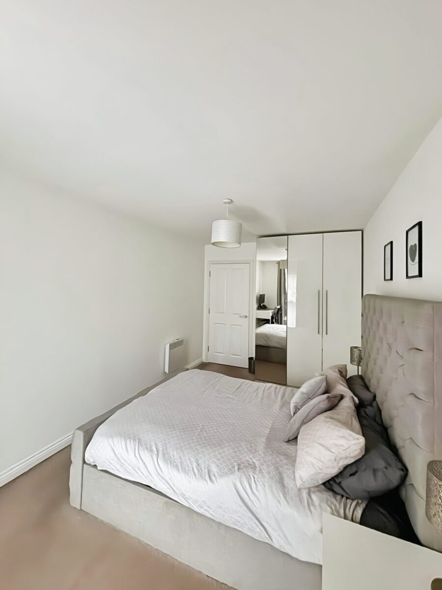 2 Bedrooms Apartment  RM18