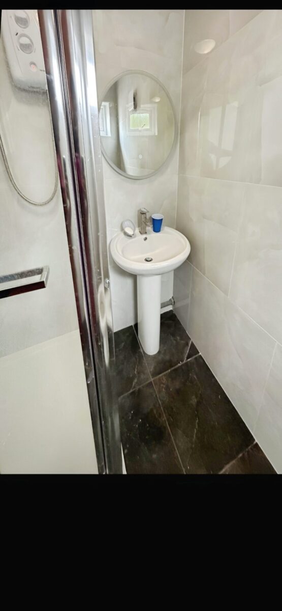 Spacious 4-Bedroom Terraced House to Let IG6