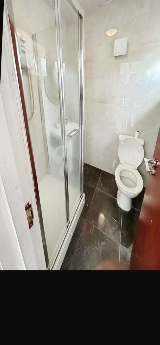 Spacious 4-Bedroom Terraced House to Let IG6