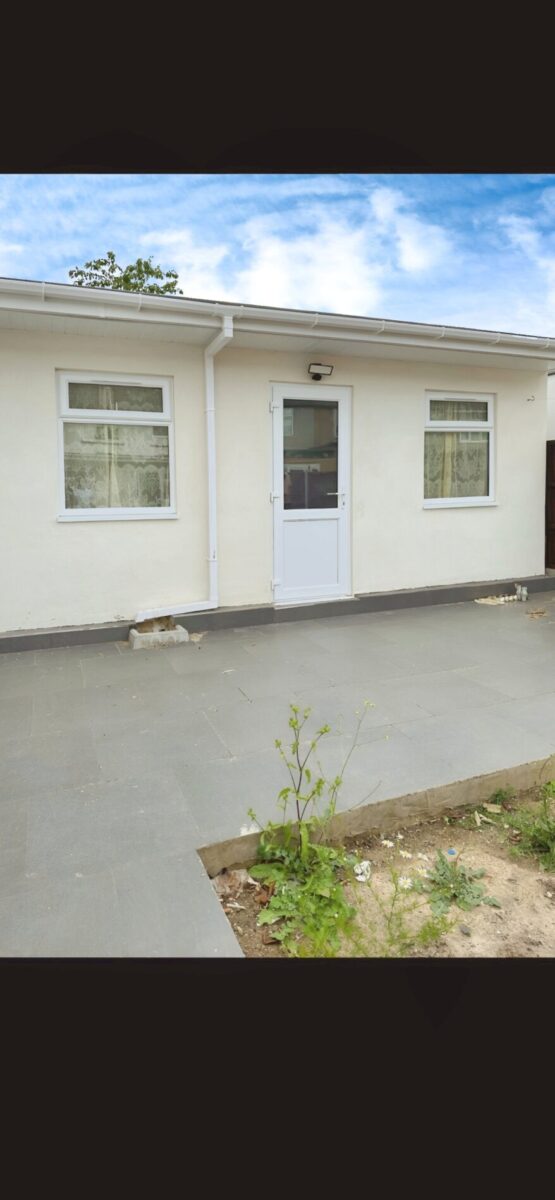Spacious 4-Bedroom Terraced House to Let IG6