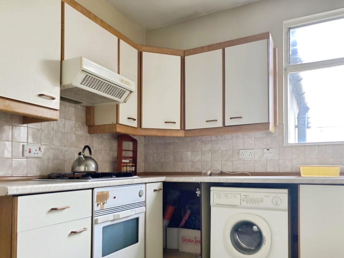 One-Bedroom First Floor Flat in Barking