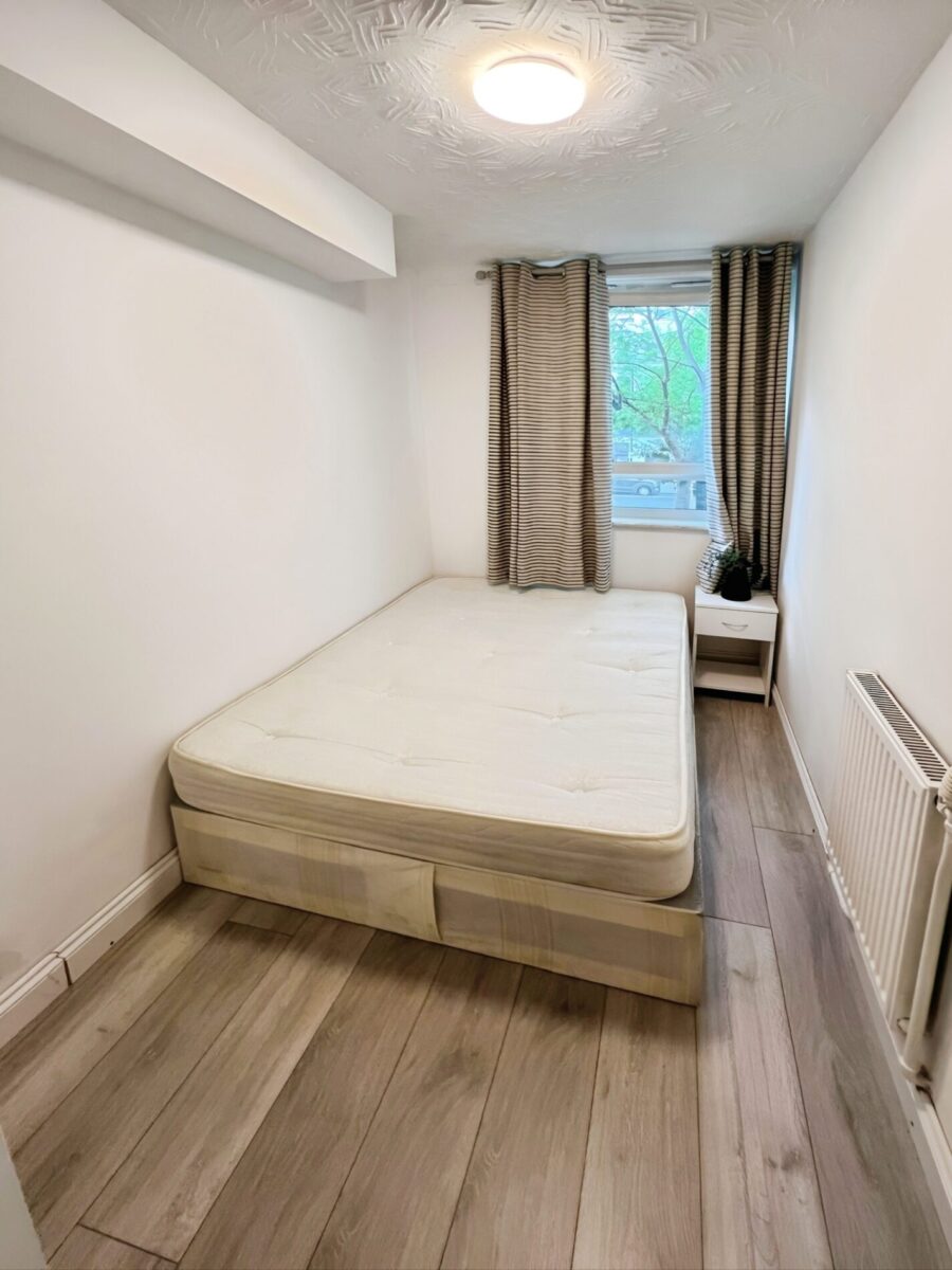 3 Bed Marionette Shoreditch, E2