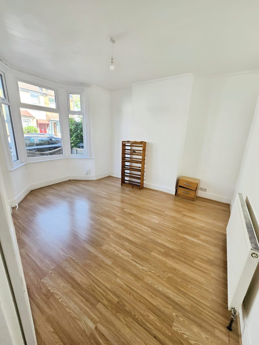 4-Bedroom House Available for Rent E17