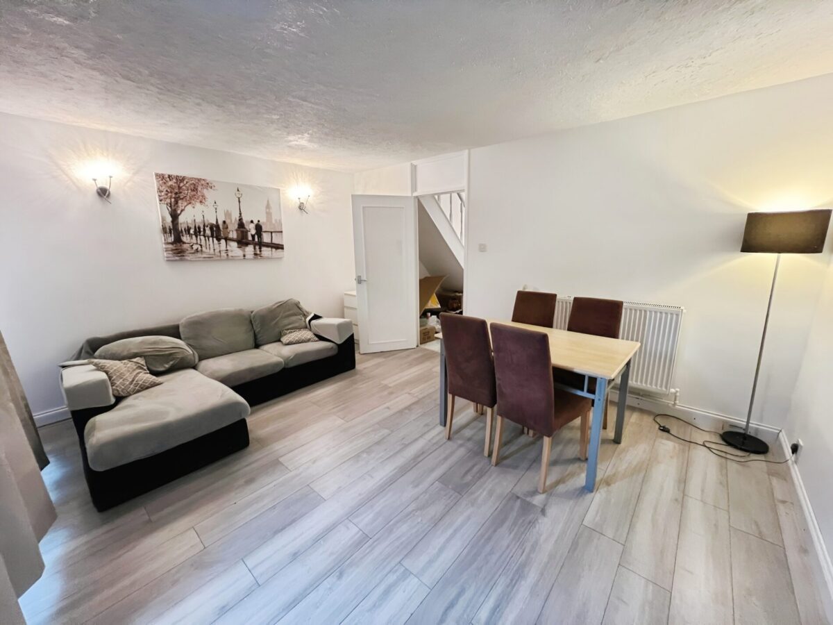 3 Bed Marionette Shoreditch, E2