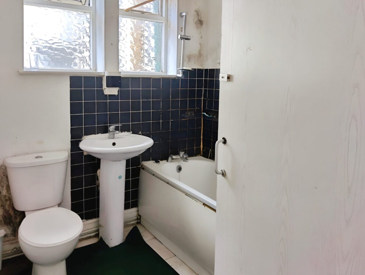 Dock Rd, Tilbury RM18