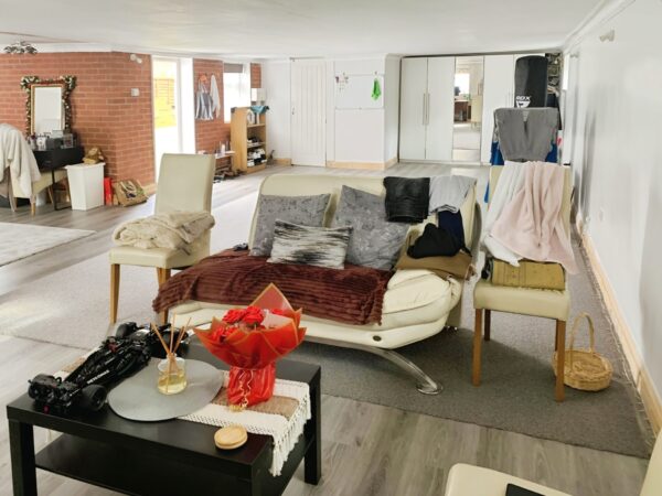 3 Bedroom House For Sale IG1