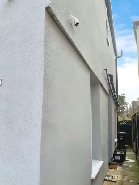 3 Bedroom House For Sale IG1