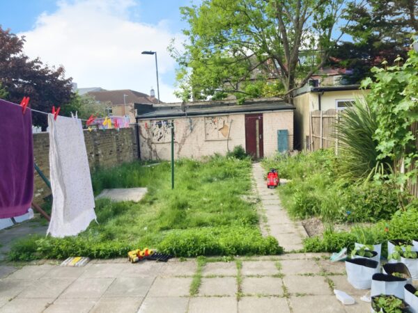 4-Bedroom House Barking, IG11