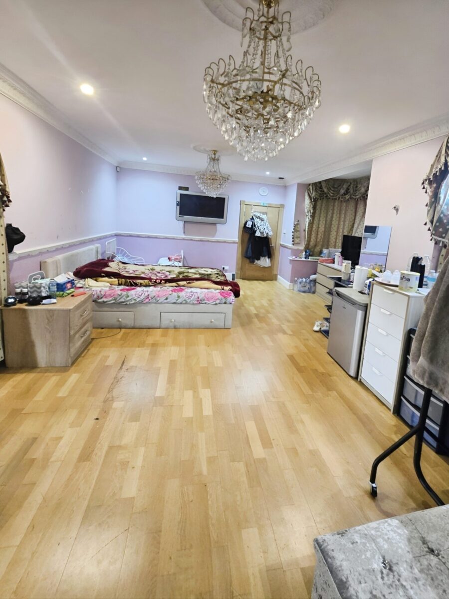 Six-Bedroom Residence on Stratton Drive IG11