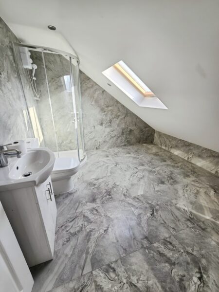 2-Bedroom Flat for Rent – Ilford, IG