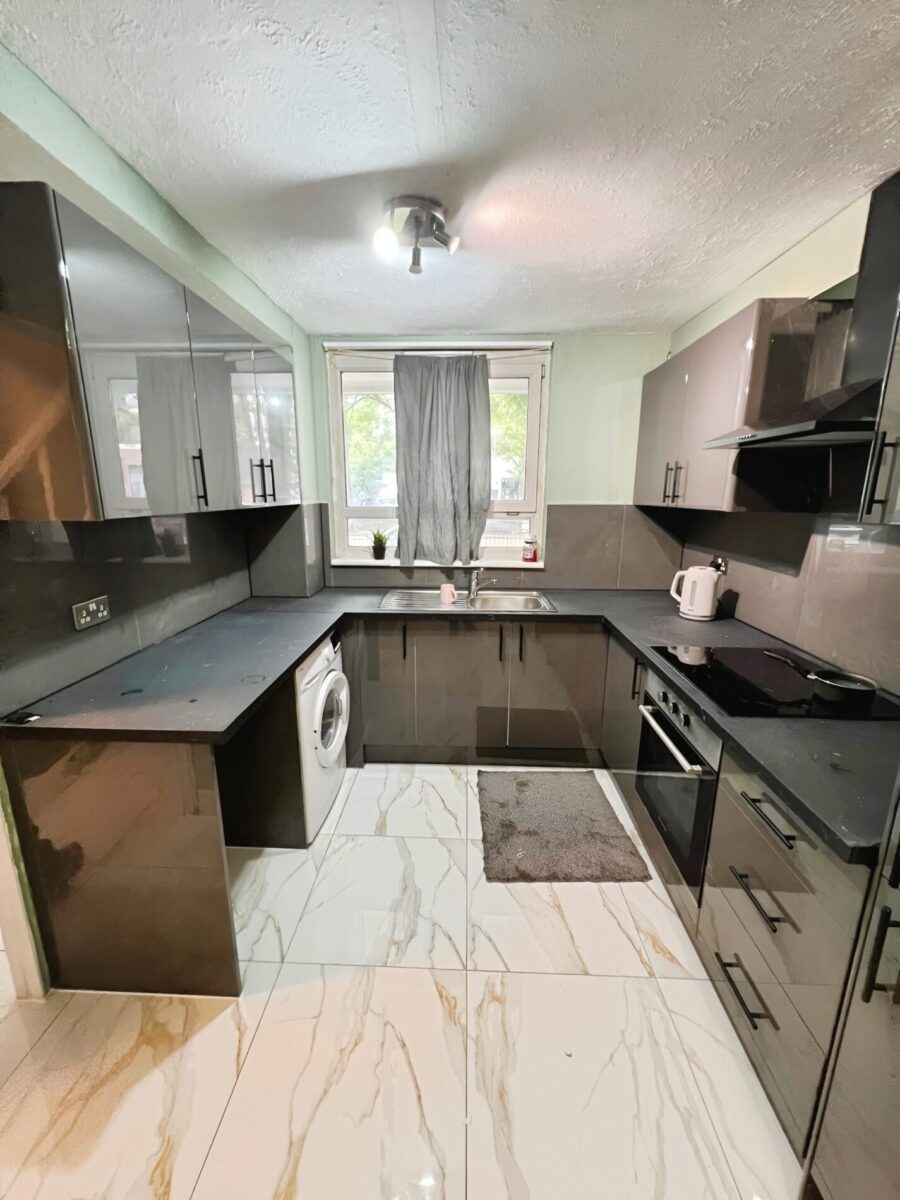 3 Bed Marionette Shoreditch, E2