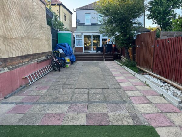 Spacious 3-Bedroom Semi-Detached Home, Ilford