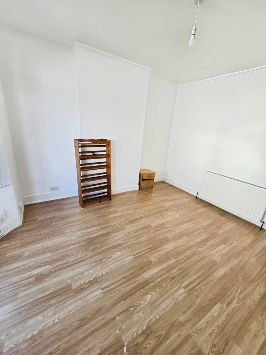 4-Bedroom House Available for Rent E17