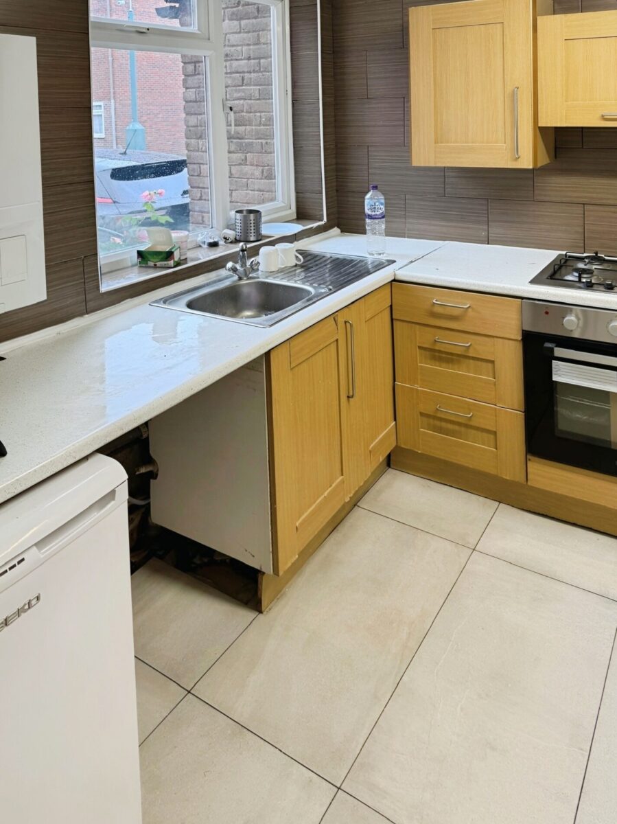 Battersea,  SW11 2LU