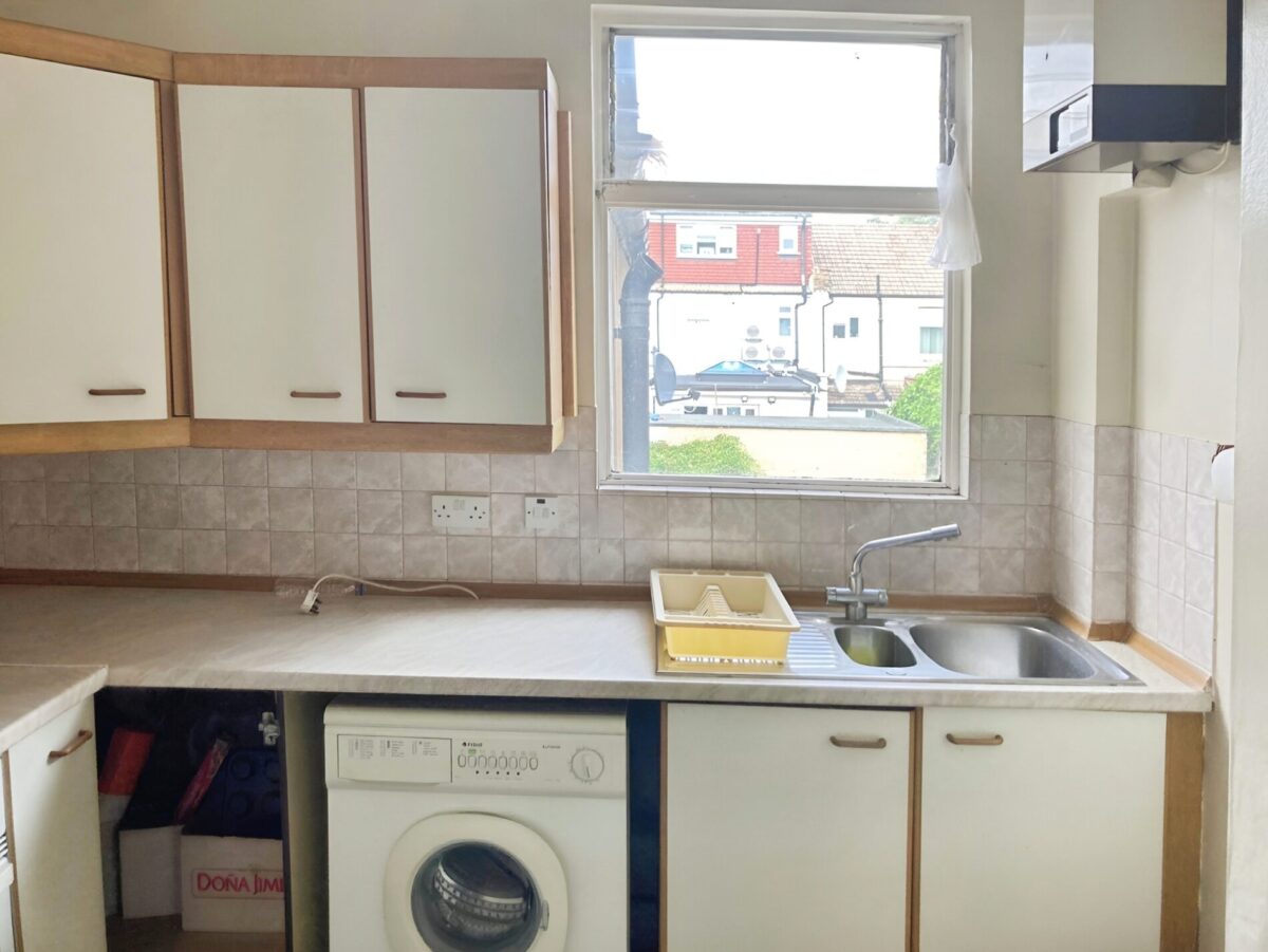One-Bedroom First Floor Flat in Barking
