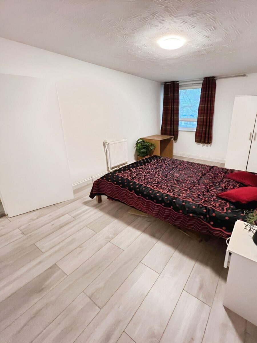 3 Bed Marionette Shoreditch, E2