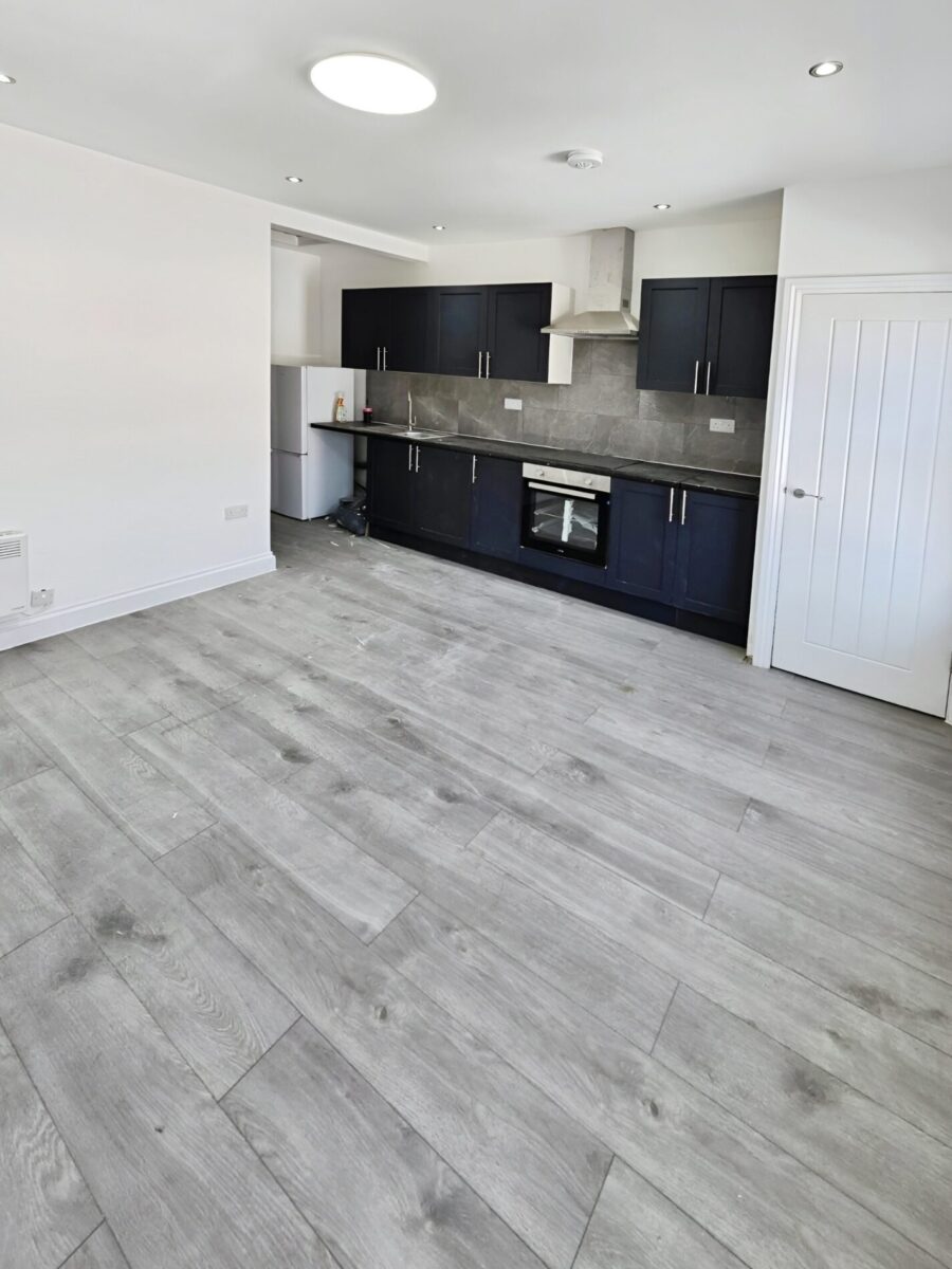 1 Bedroom Flat Available to Rent RM6