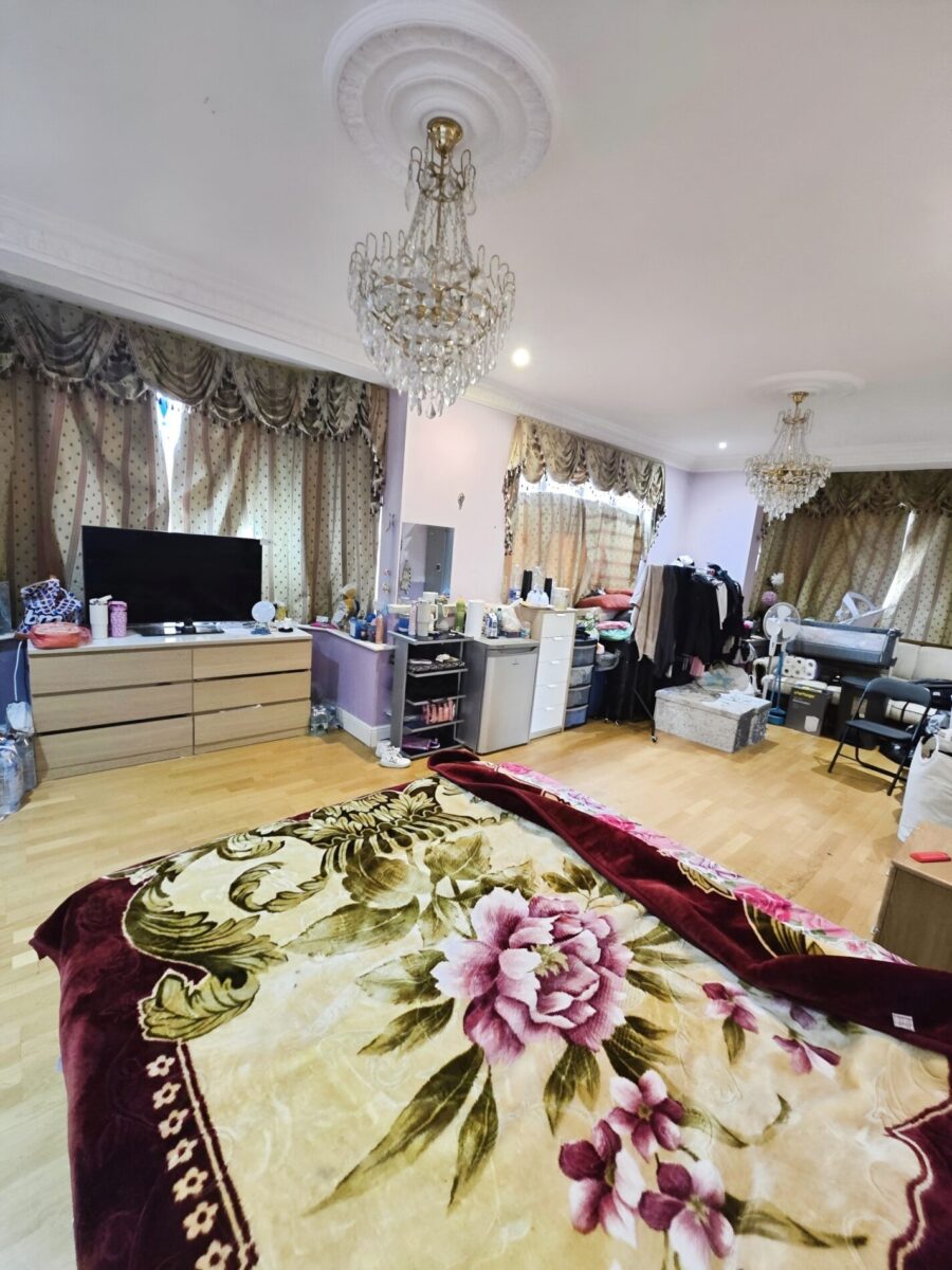 Six-Bedroom Residence on Stratton Drive IG11