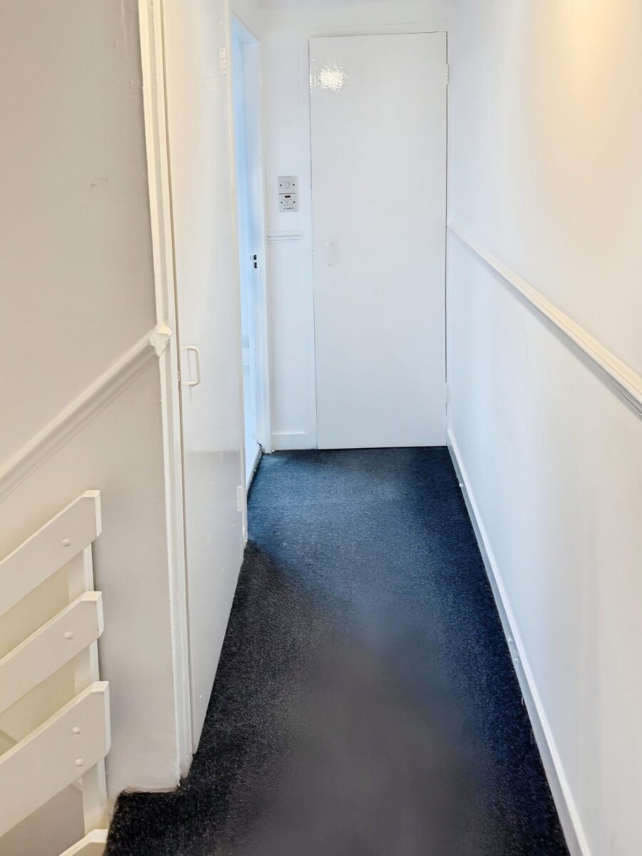 Battersea,  SW11 2LU