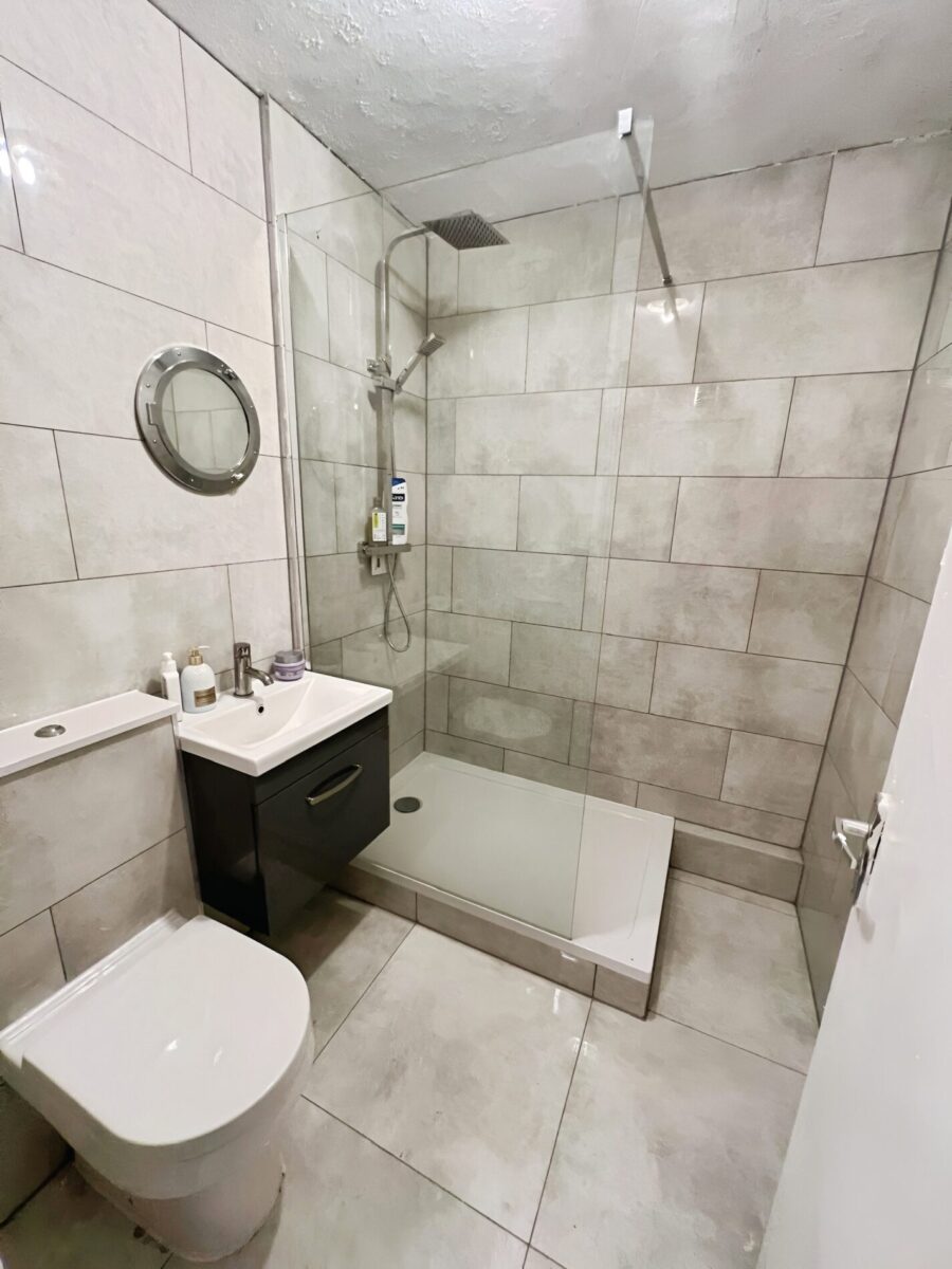 3 Bed Marionette Shoreditch, E2