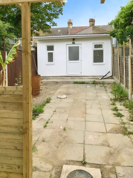 Spacious 6-Bedroom Property For Rent E6