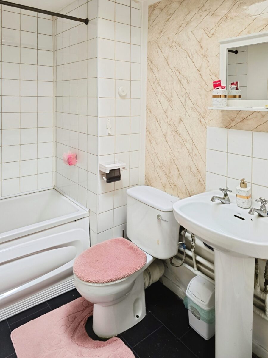One-Bedroom Flat, IG1