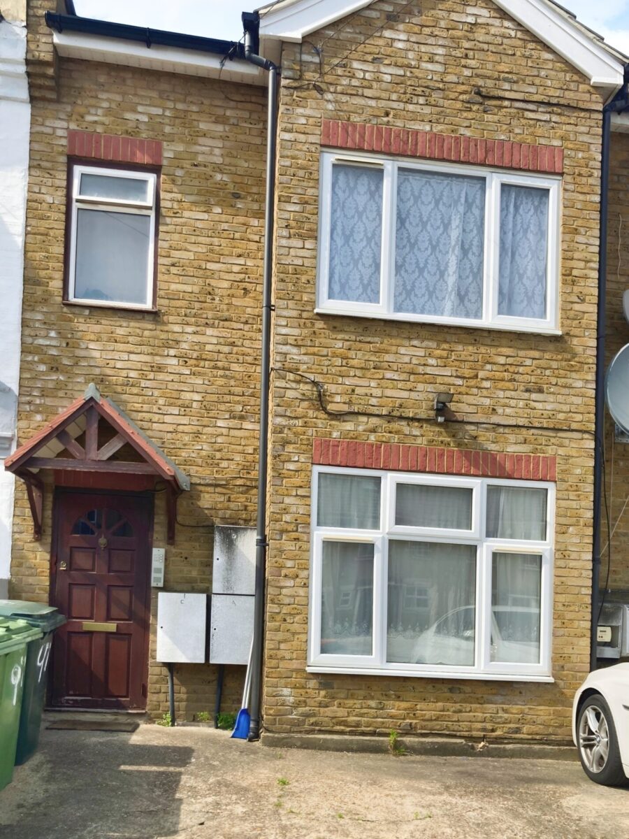 Three-Bedroom Ground Floor Flat, E7