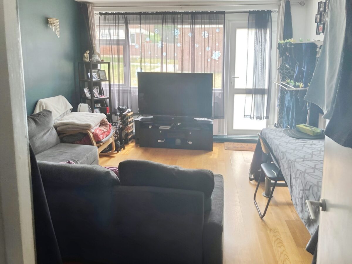 Spacious Ground Floor Apartment, SW16