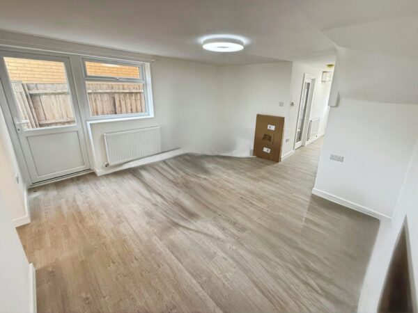 3-Bedroom House for Rent, IG1