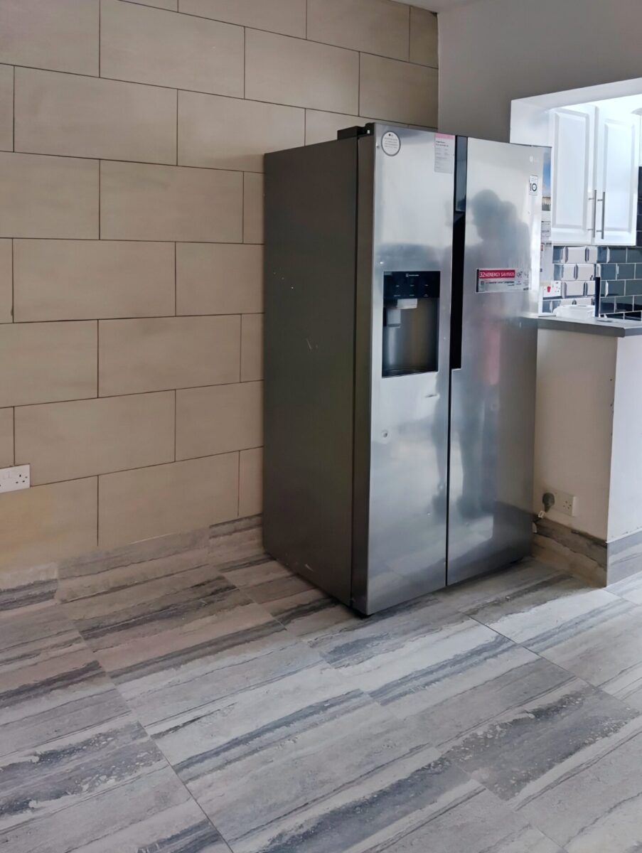 Four-Bedroom Flat  for Rent, Ilford IG1