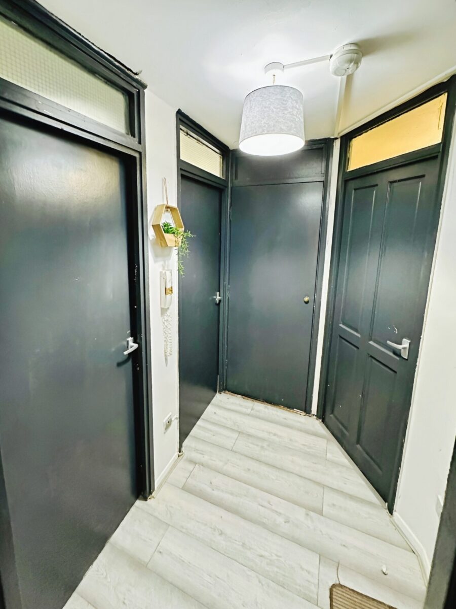 2 Bed Flat For Sale, IG11