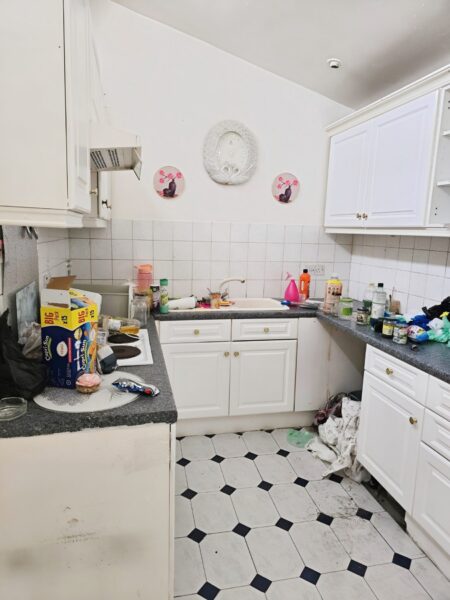 One-Bedroom Flat, IG1