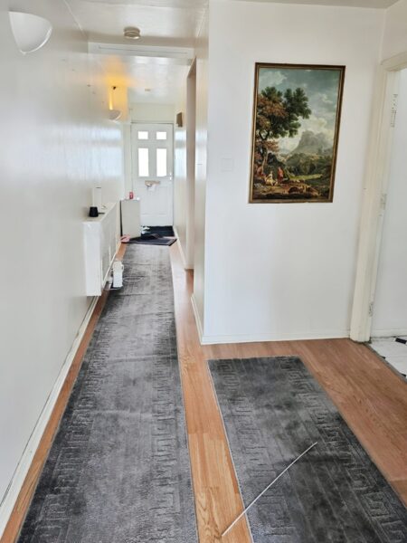 One-Bedroom Flat, IG1