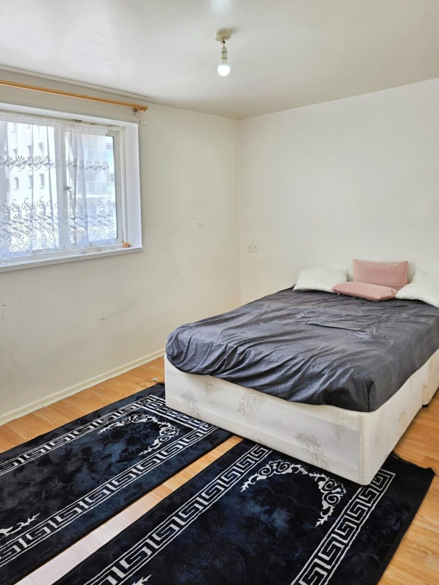 One-Bedroom Flat, IG1