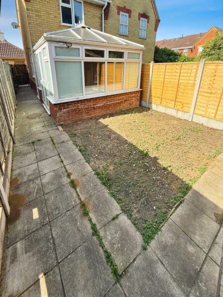 3-Bedroom House for Rent, IG1