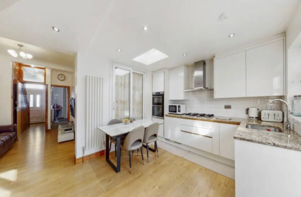 Spacious 8-Bedroom Property for Sale, IG11