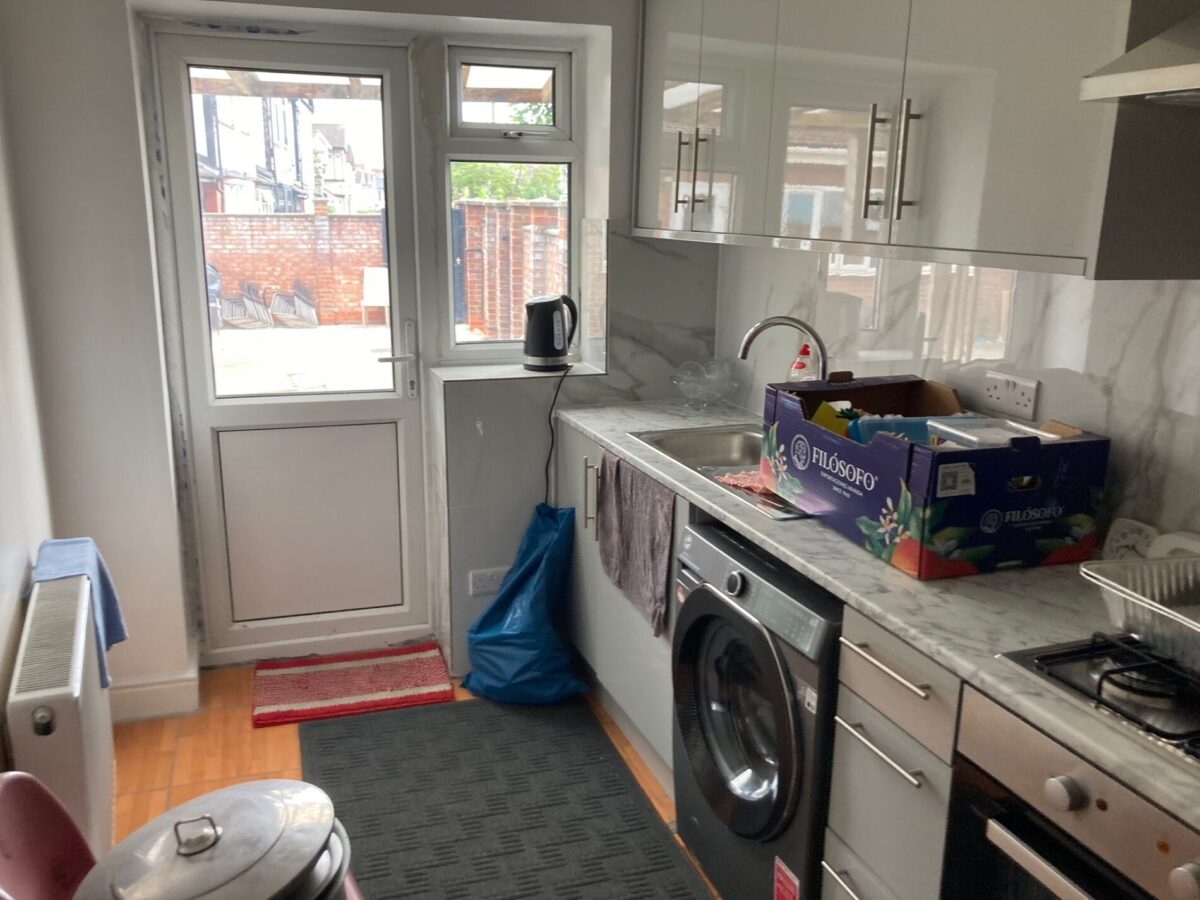 Ground Floor Studio Flat For Rent, IG4