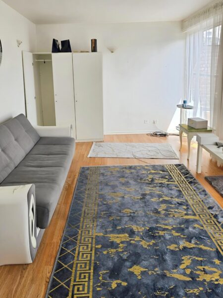 One-Bedroom Flat, IG1