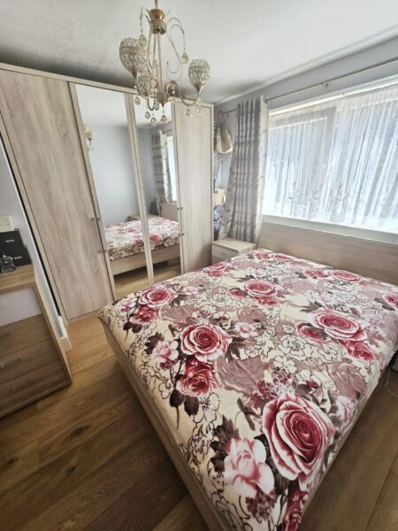 3-Bedroom Flat For Rent, IG11