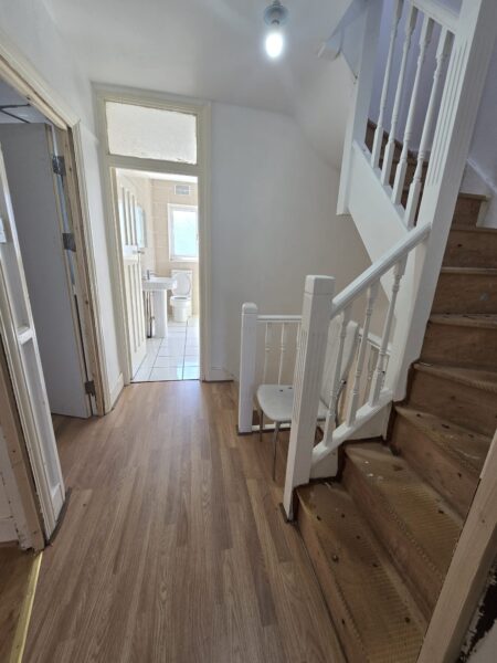 Spacious 4-5 Bedroom House For Rent, IG11