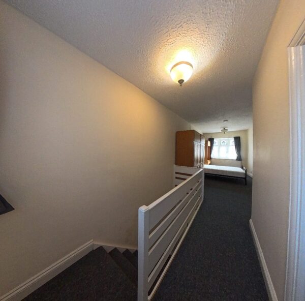 1-Bedroom Flat Available to Rent, IG11