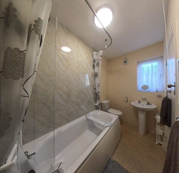 1-Bedroom Flat Available to Rent, IG11