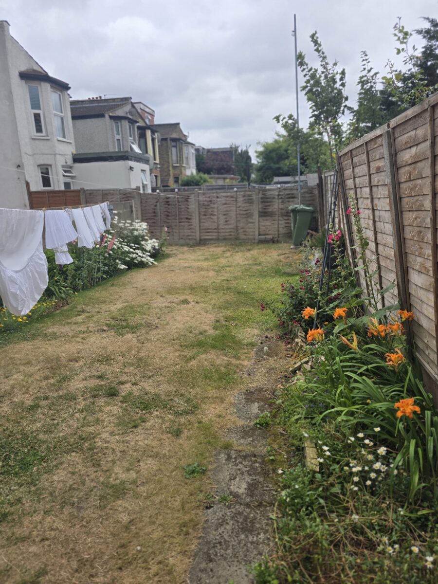 2 Separate One-Bedroom Flats  For Sale, IG11